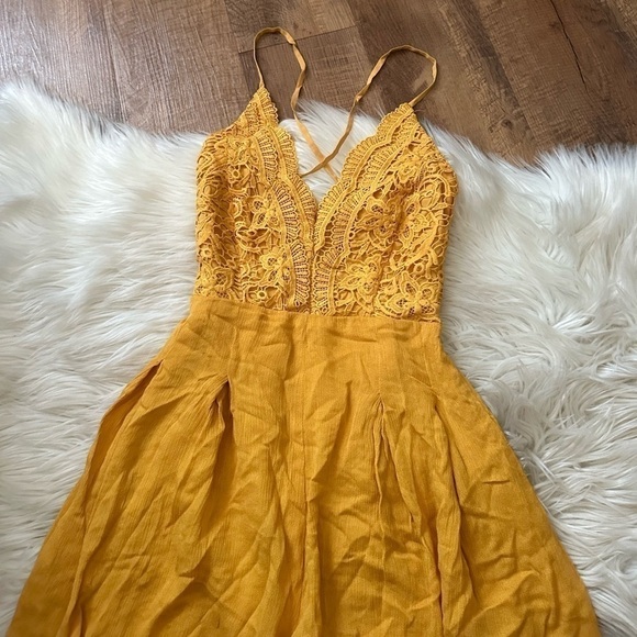 LULU’S Star Spangled Mustard Yellow Backless Lace Romper - Picture 4 of 4